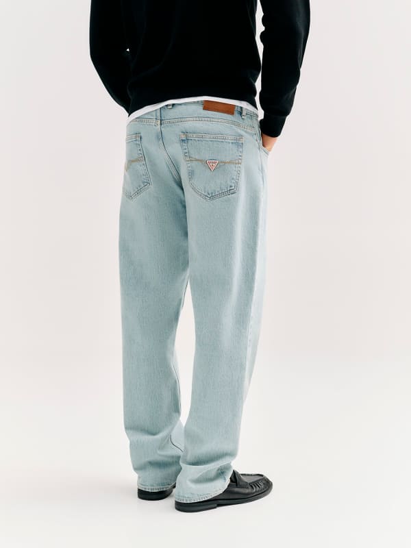  Guess Damon Straight Jeans 