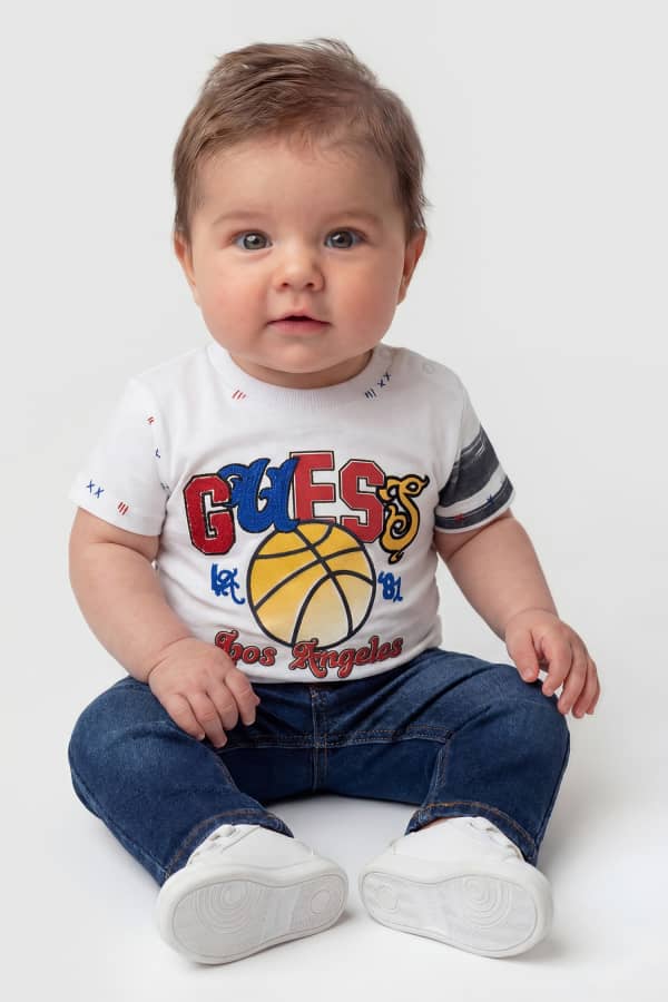  Guess Kids Bedrucktes T-shirt 