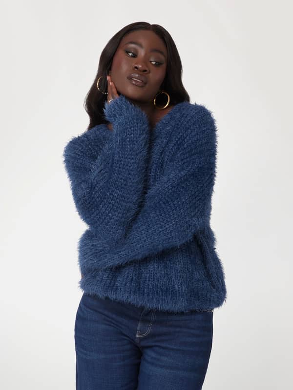 Flauschiger Pullover V-Ausschnitt