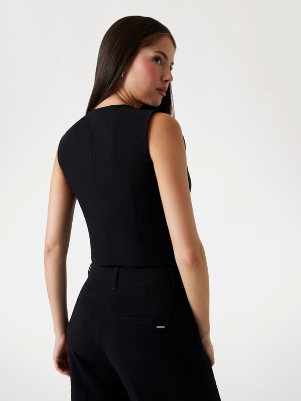  Guess Figurbetonte Creponweste 