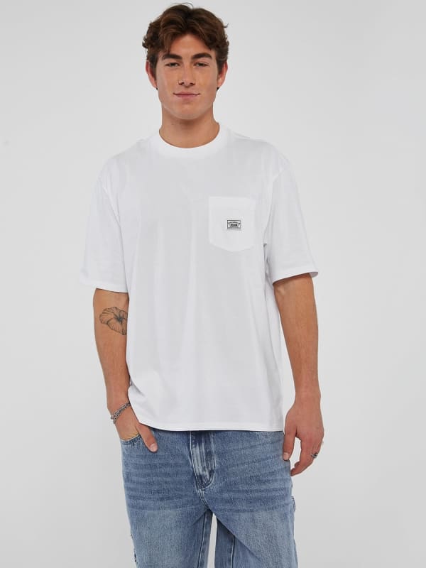 GUESS T-Shirt Met Insteekzakje Voorkant