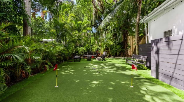 Miami Villa Paris, Mini Golf, 12 minutes to South Beach photo 1