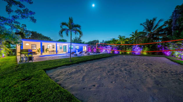 Luxury Casa Blanca, Pool, Volleyball court, Chess photo 1