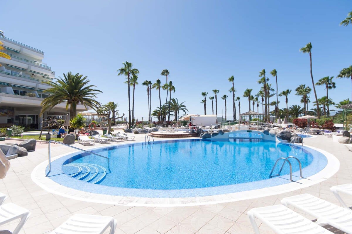Altamira 38 - One Bed with amazing sea and pool