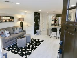 Stylish & Modern Apt  Shaw PKING! — Washington, DC — vacation rental