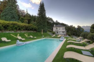 Luxury Italian Lakes villa with pool