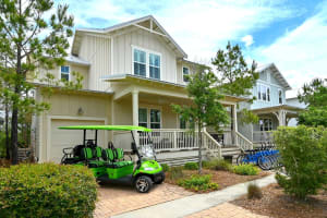 6 Seater Golf Cart &amp; 8 Bikes!