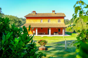 7 bedroom Tuscany villa rental