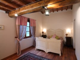 7 bedroom villa in Tuscany