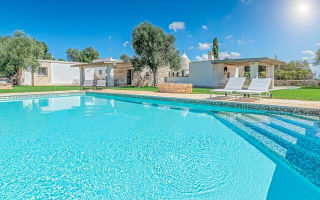 Puglia trullo with pool