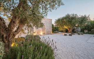 Stunning 5 bedroom trullo with pool in Puglia