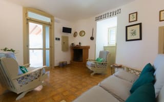 Traditional 3 bedroom Puglia villa with pool