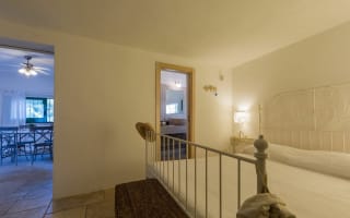 Charming 2 bed Puglia trullo with pool