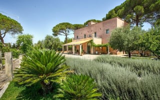 Puglia masseria rental