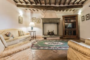 5 bedroom Tuscany villa rental