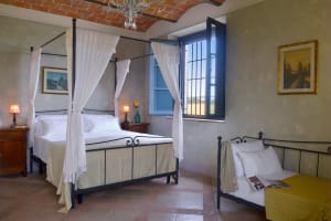 Large Tuscany villa rental