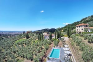 5 bedroom Tuscany villa rental