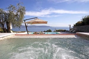 Luxury 3 bedroom villa on Lake Garda