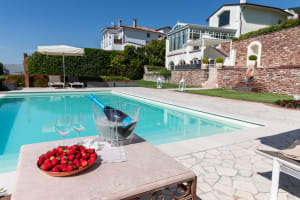 Luxury 3 bedroom villa on Lake Garda