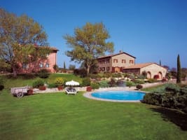 2 bedroom Tuscany apartment