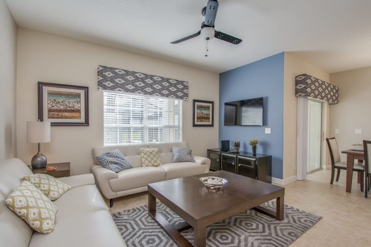 Casa de 4 dormitorios en Storey Lake – foto 1