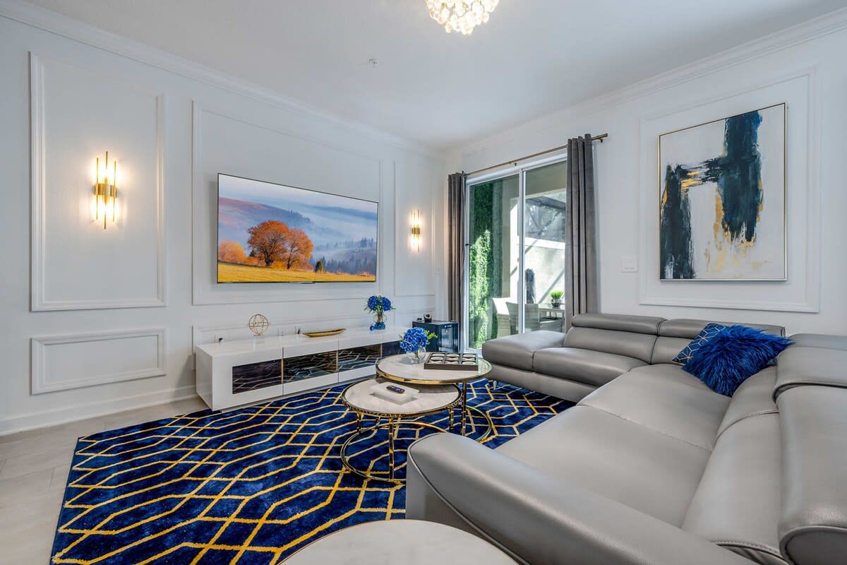 Casa de 5 dormitorios en Storey Lake – foto 1