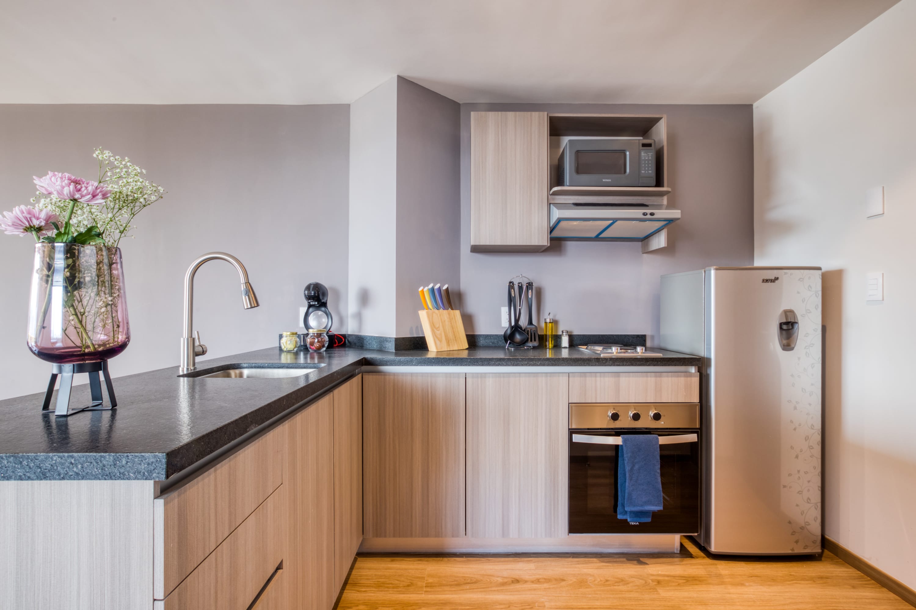 Elegant Apt w/Balcony | 2 Rooftops+B Center+Gym