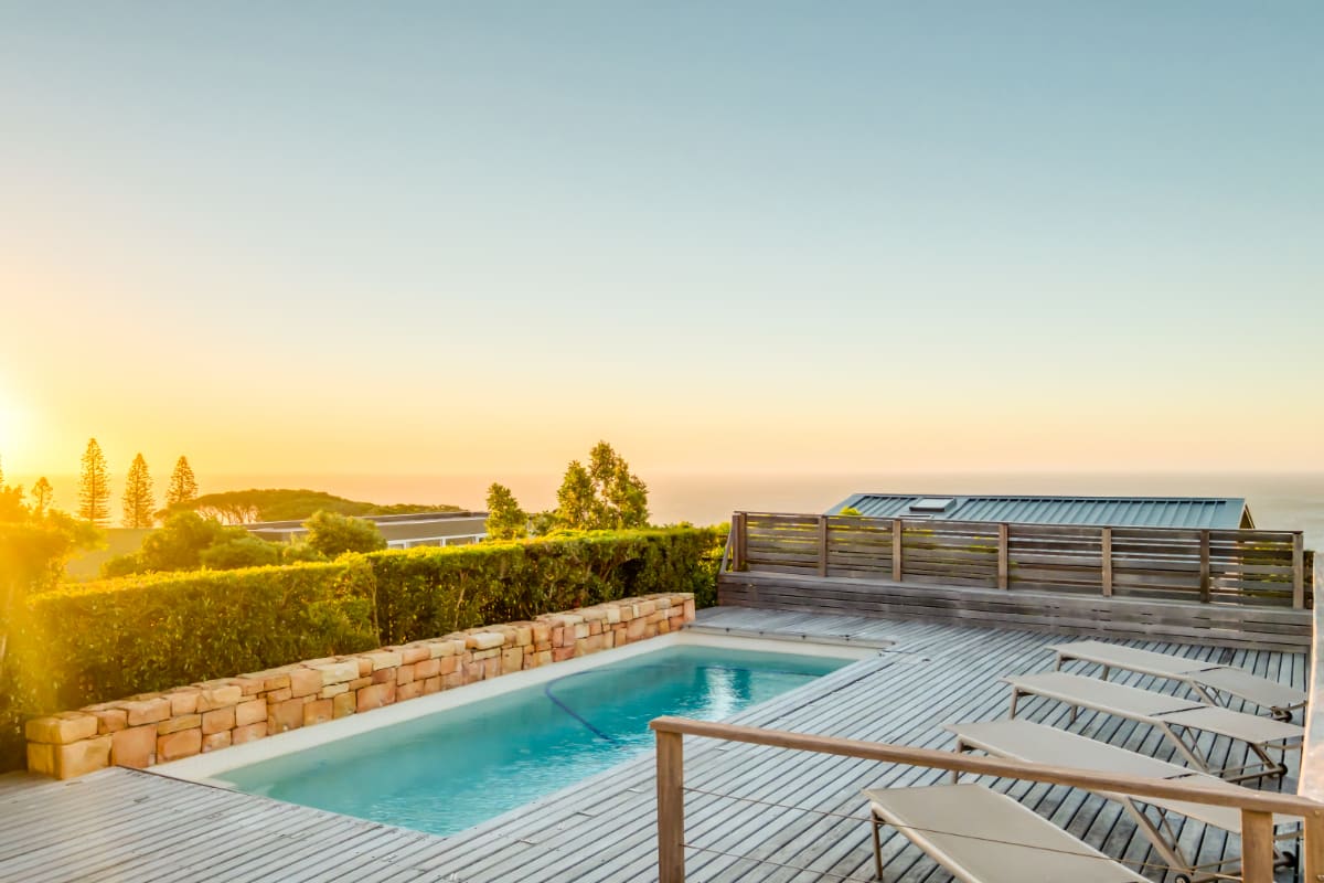 Stylish Family Villa w Pool Garden Putt Putt Villa Olivier