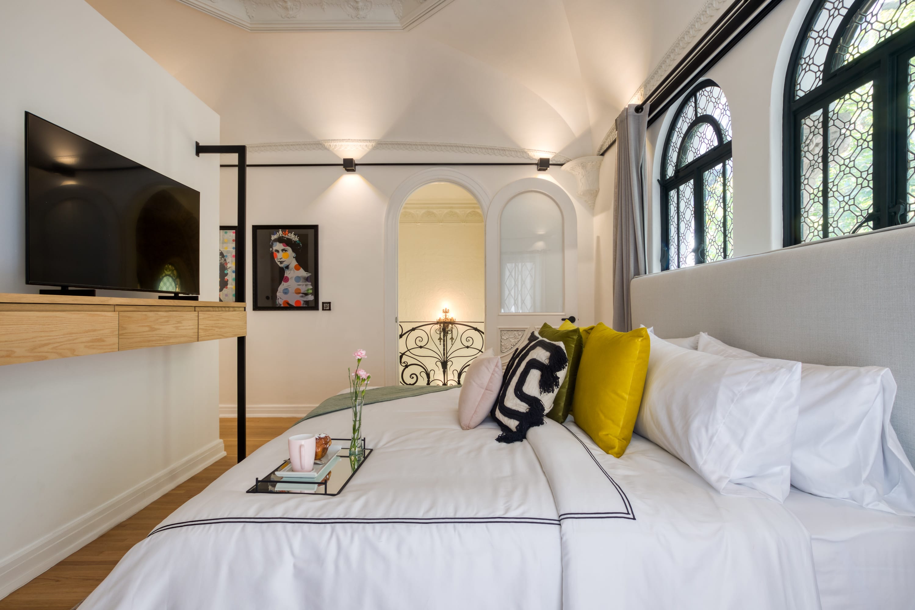 Double Br Studio| Historic Mansion| Gym+Garden+Bar