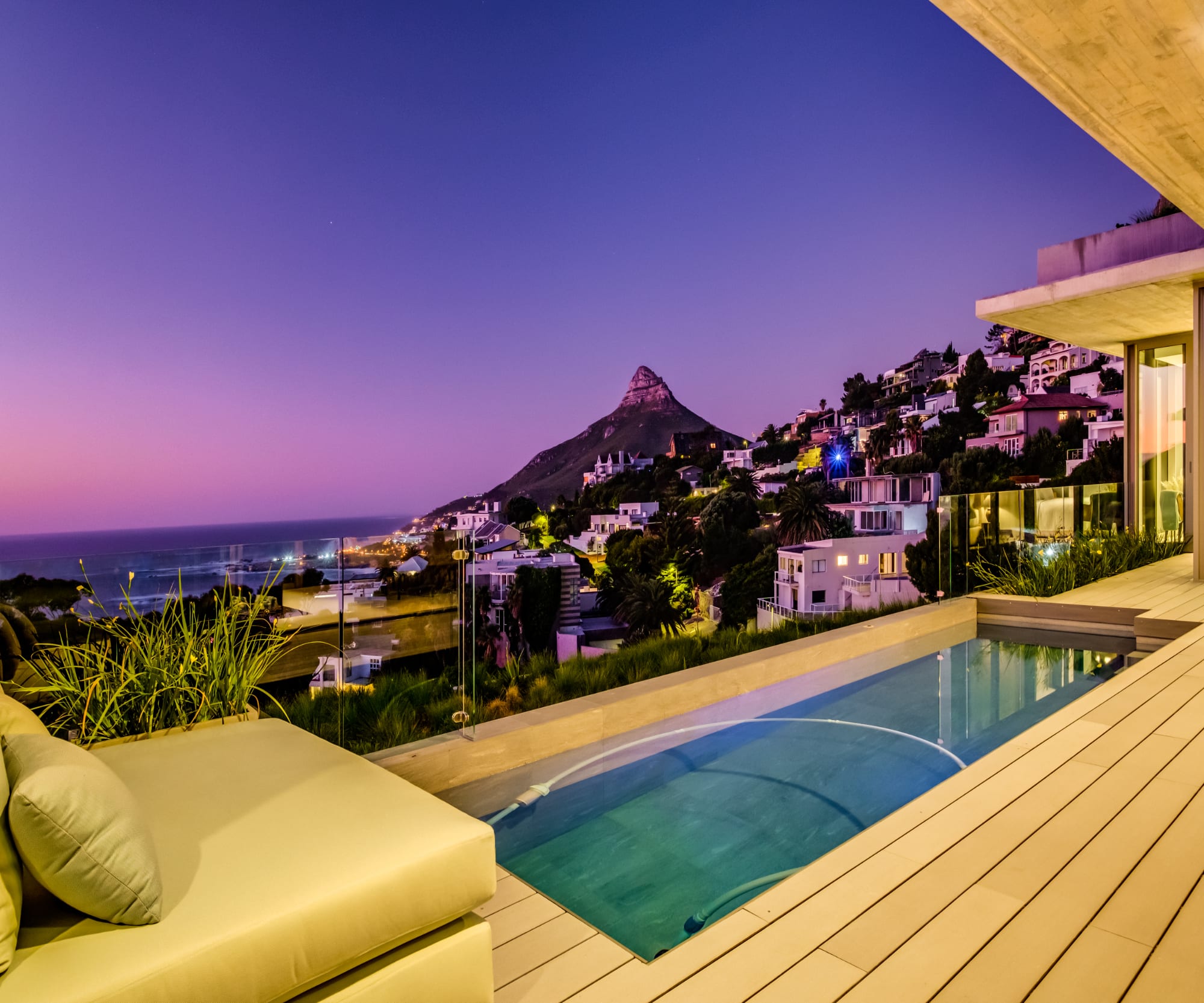 Exquisite Private Luxurious Apartment in Camps Bay Villa Rosmarino
