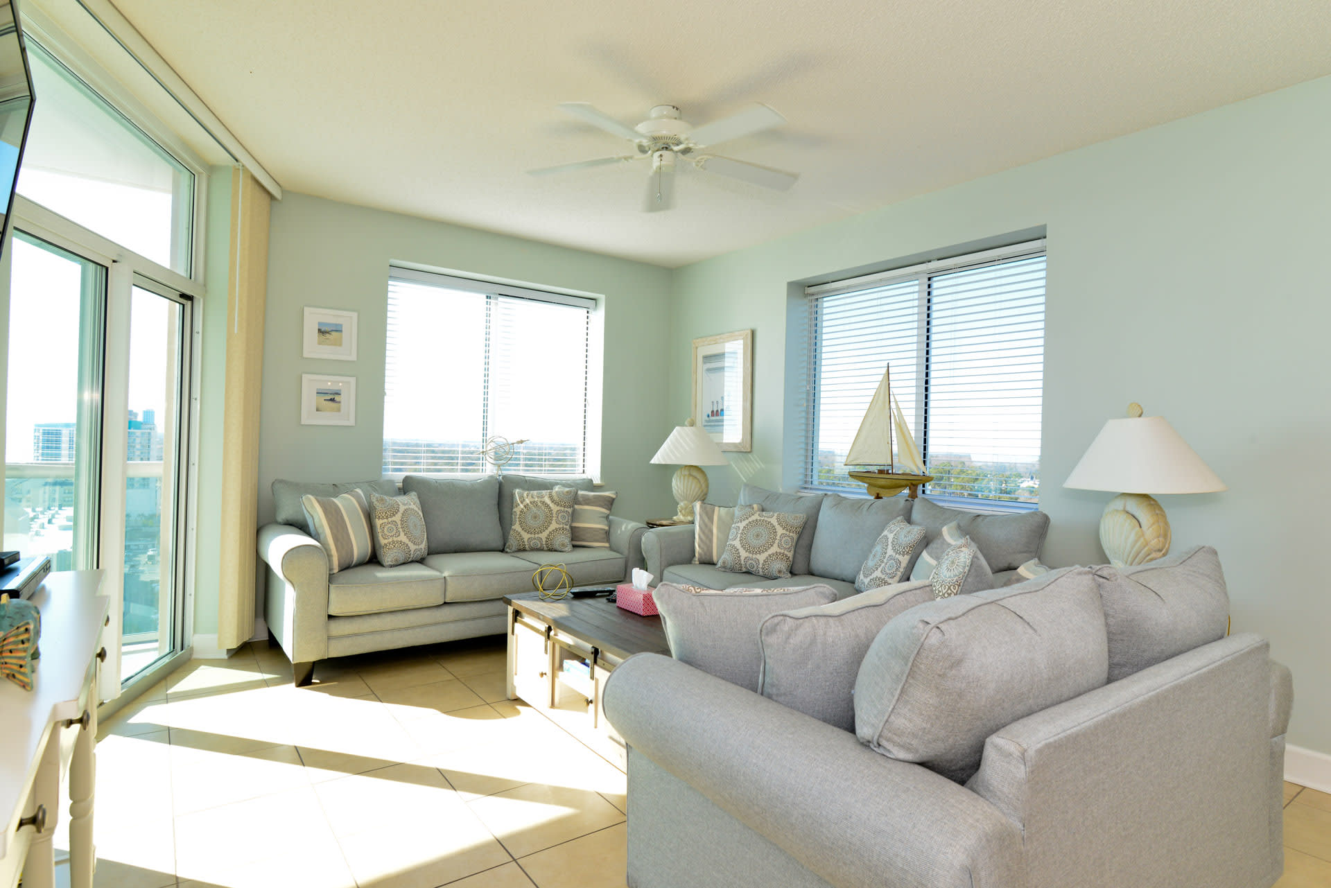 Picture of Penthouse Stunning Ocean Views Lazy River Indoor Pool