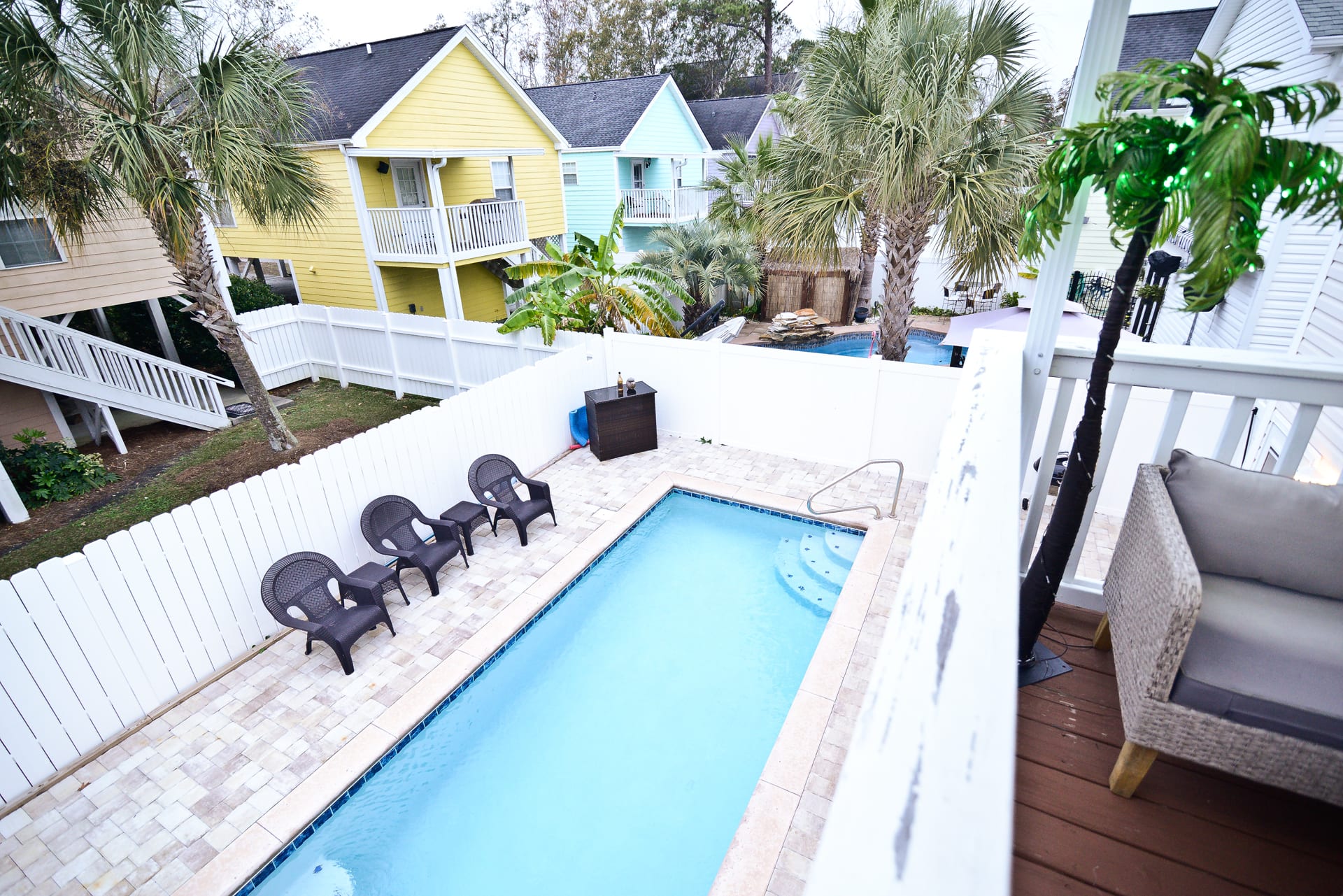 2nd Story Balcony Above Pool