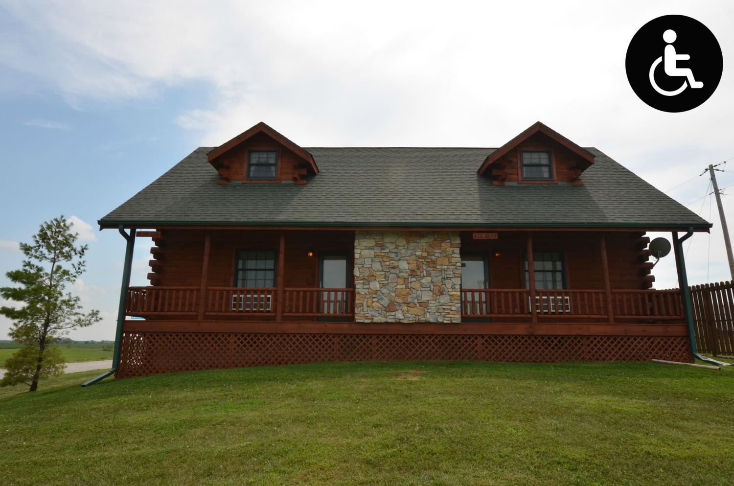 Big Bear - Sleeps up to 8 - Handicap Accessible — Moravia, IA — vacation rental