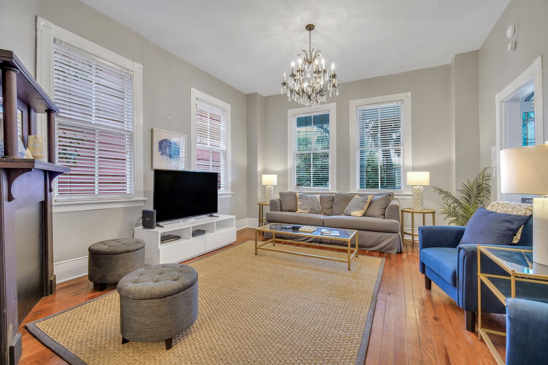 Chic Renovated Victorian Duplex | 2 Blocks To King - Foto 1