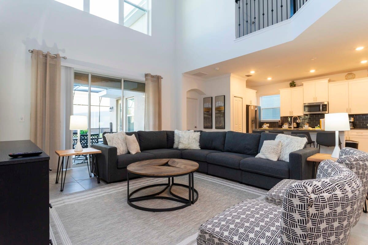Casa de 5 dormitorios en Storey Lake – foto 1