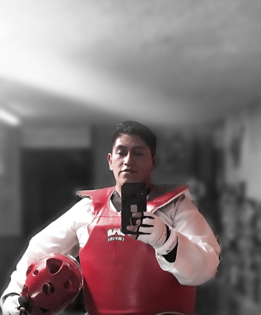 image of Luis Fernando Ushiña