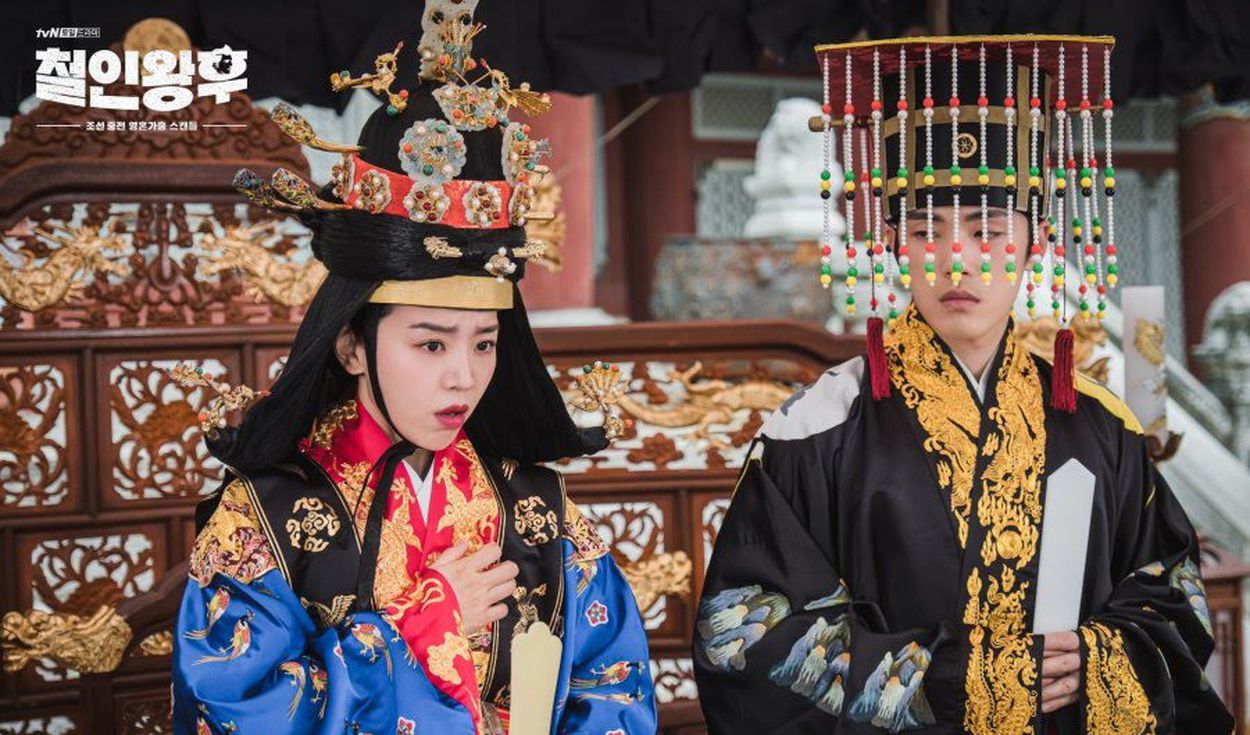 Shin Hye Sun y Kim Jung Hyun en Mr Queen