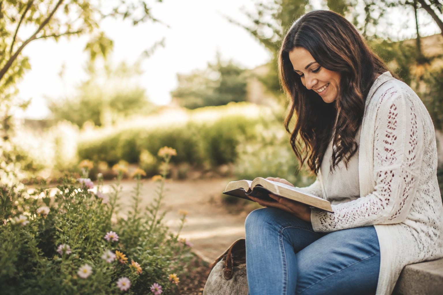 Featured image for Bible Study for Women: Finding Hope and Healing in Scripture