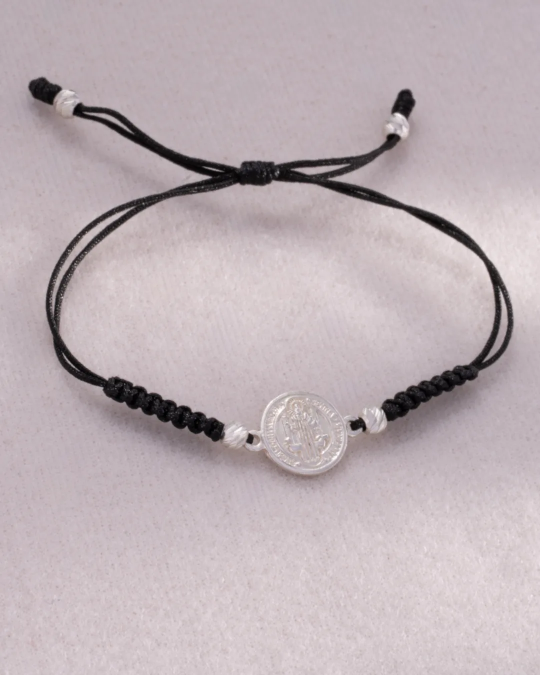 Brazalete San Benito Plata - Vista 1