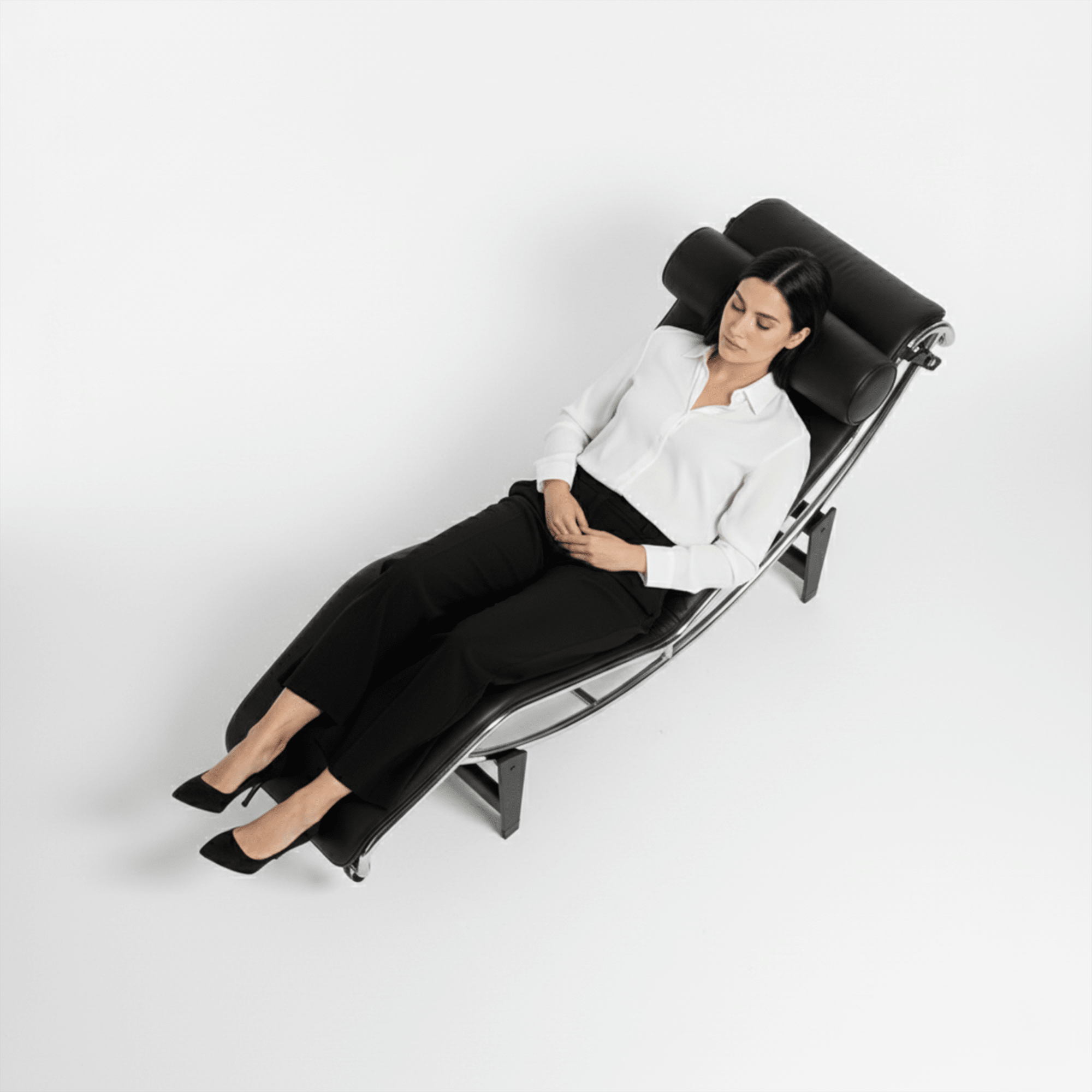 LC4 Chaise Lounge Replica 22 - LC4 Chaise Lounge Replica