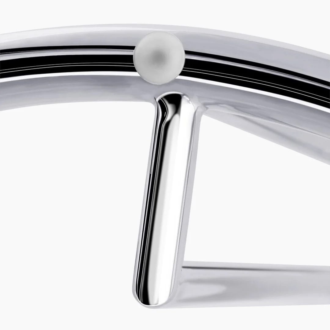 E1027 Side Table Silver 7 - E1027 Side Table