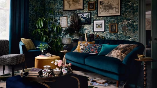maximalist-living_hero-desk1_221021 | Sohnne® maximalist living hero desk1 221021 - Maximalist living room, maximalism