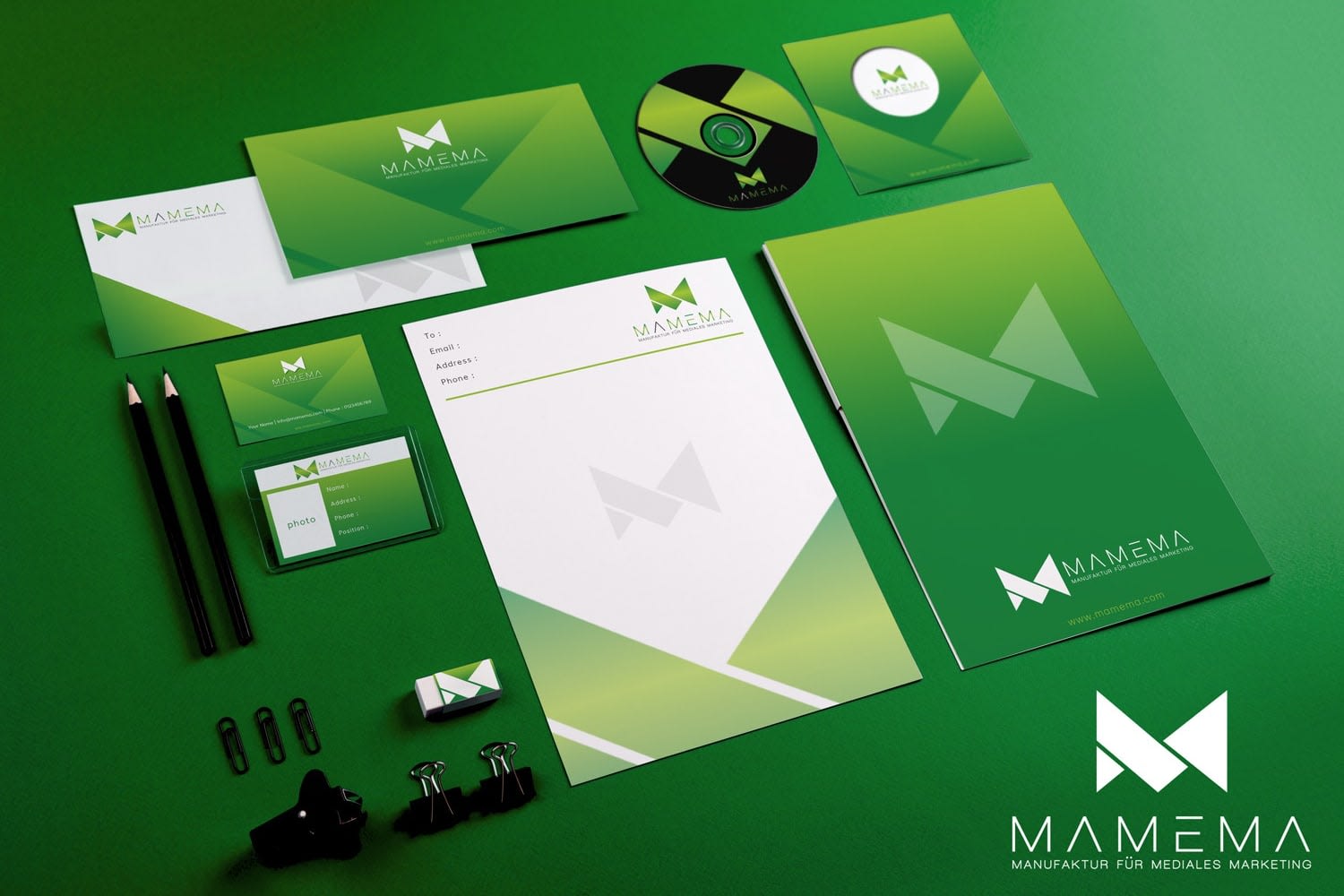 Portfolio for Graphic, Editorial & Presentation Design