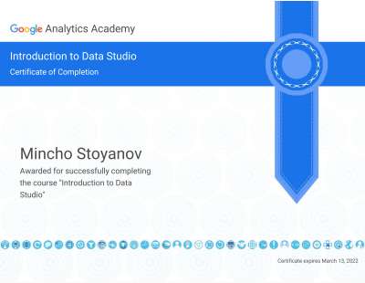 Data_Studio_Course_Certificate.pdf
