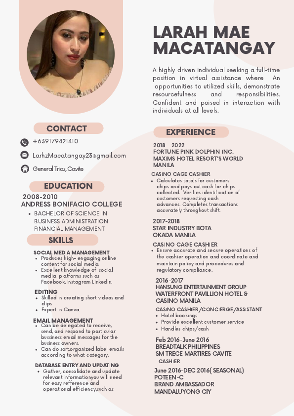 Dark Blue Gray Abstract Graphic Designer Resume.pdf