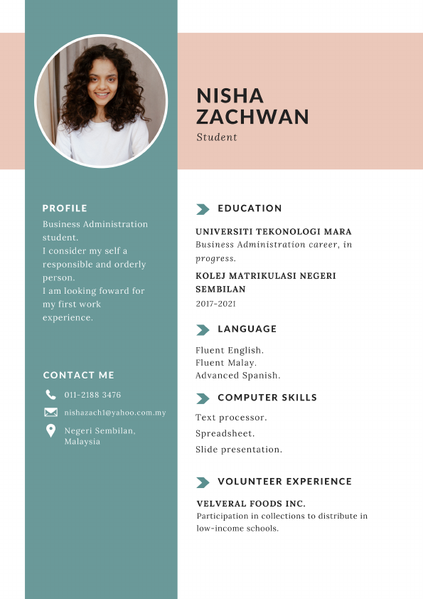 White Simple Student CV Resume.pdf