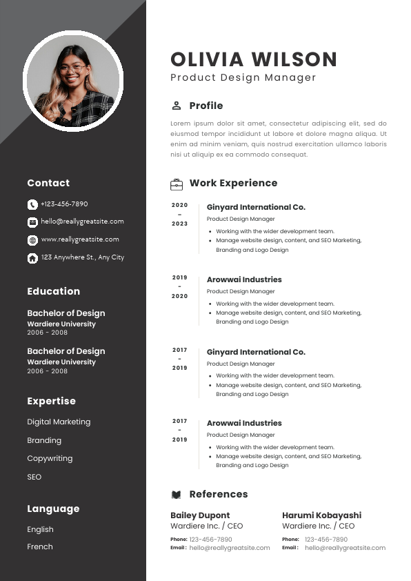 Black and White Simple Professional CV Resume.pdf