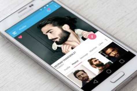 Social Chat App Design (Profile Screen)