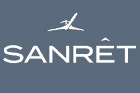 Aircraft logo vectorization