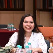 View Service Offered By Himanshi Arora 98 